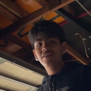 Meet your Posher, Julean